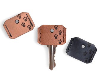 Etched Leather Paw Print Key Topper - Personalized Pet Gift