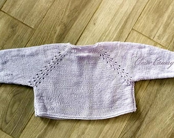 Brassière mauve bébé 6-9 mois tricotée à la main