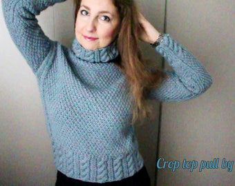 Crop top, knitted blue sweater