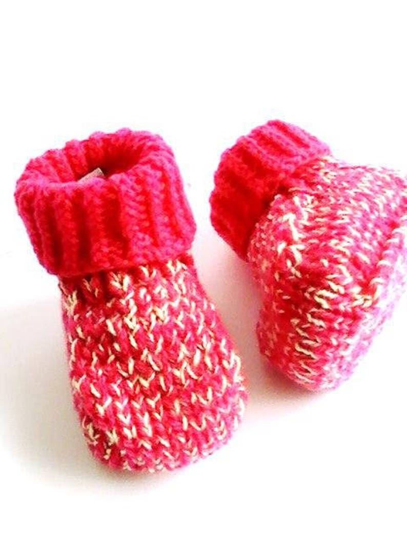 Chaussons et bandeau rose fuchsia pour bébé image 4