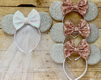 Bride Veil Minnie Mouse Ears, Disney Mickey Ears, White  display picture 3