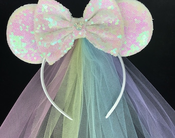 Rainbow Bridal Veil Minnie Mouse Ears Headband, Minnie Ears, Mickey Mouse Ears, Disney Wedding Vacation, Bachelorette Party Iridescent White