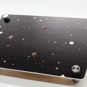 Großer Gunpla-Acryl-Weltraumdisplay mit Abstandshaltern | 1/100 und 1/144 MG HG RG | Wandmontierbar | Hardware im Lieferumfang enthalten