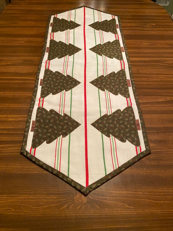 Table Runner - RagsToRunners Collection - Christmas Tree Quilted Table Runner - #QR-60