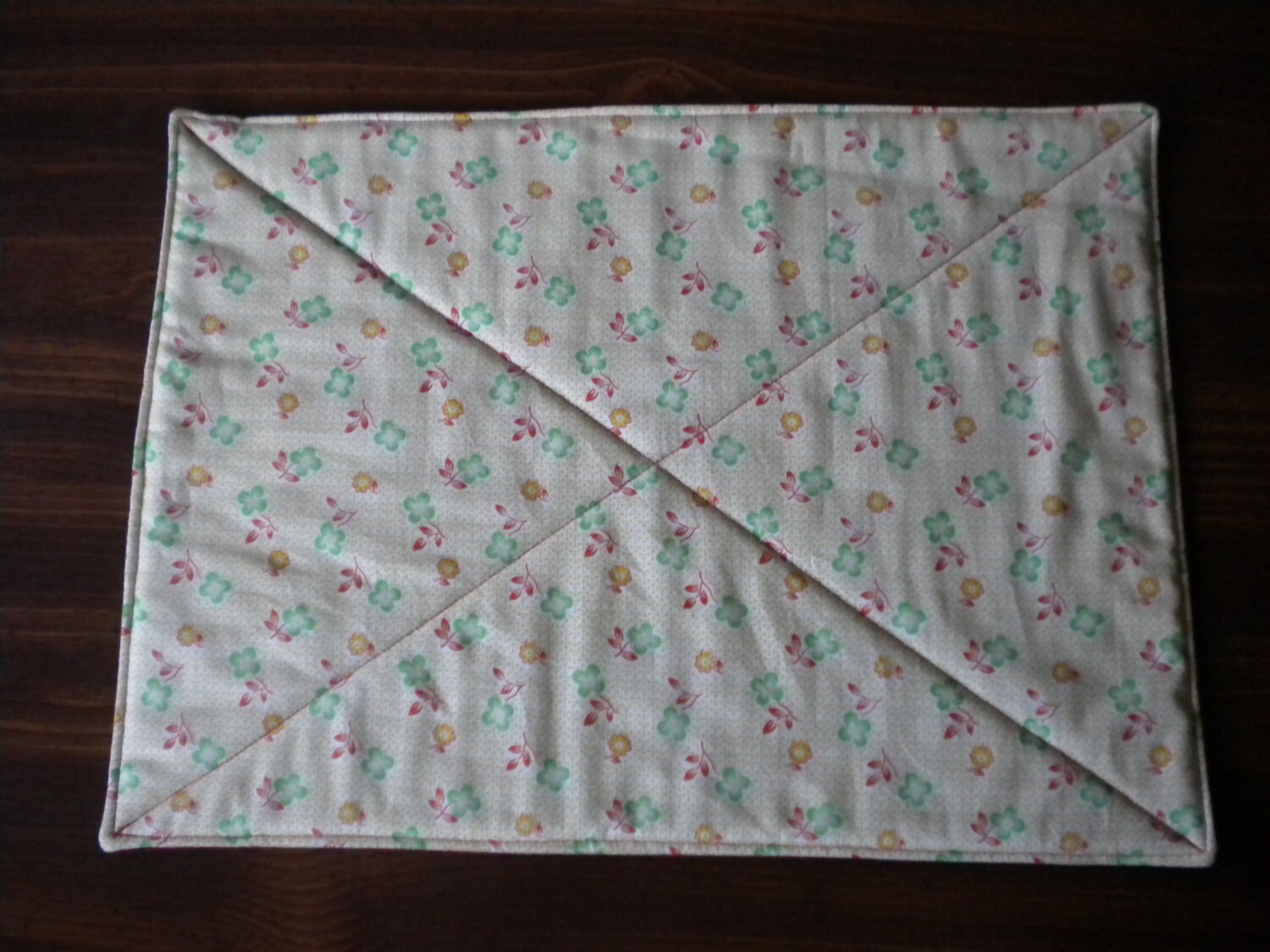 Placemats - Red Floral Quilted and Reversible Placemats ...