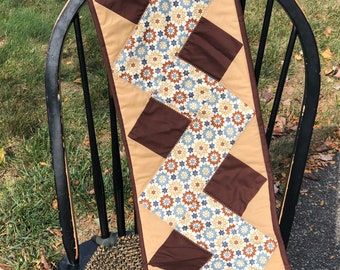 Table Runner - Blue & Brown Stars Quilted Zig Zag Table Runner - #QR-36