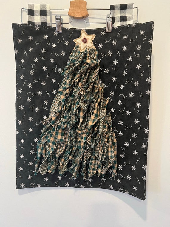 Door Flag - Homespun Christmas Tree Quilted Door Flag - #DF-1