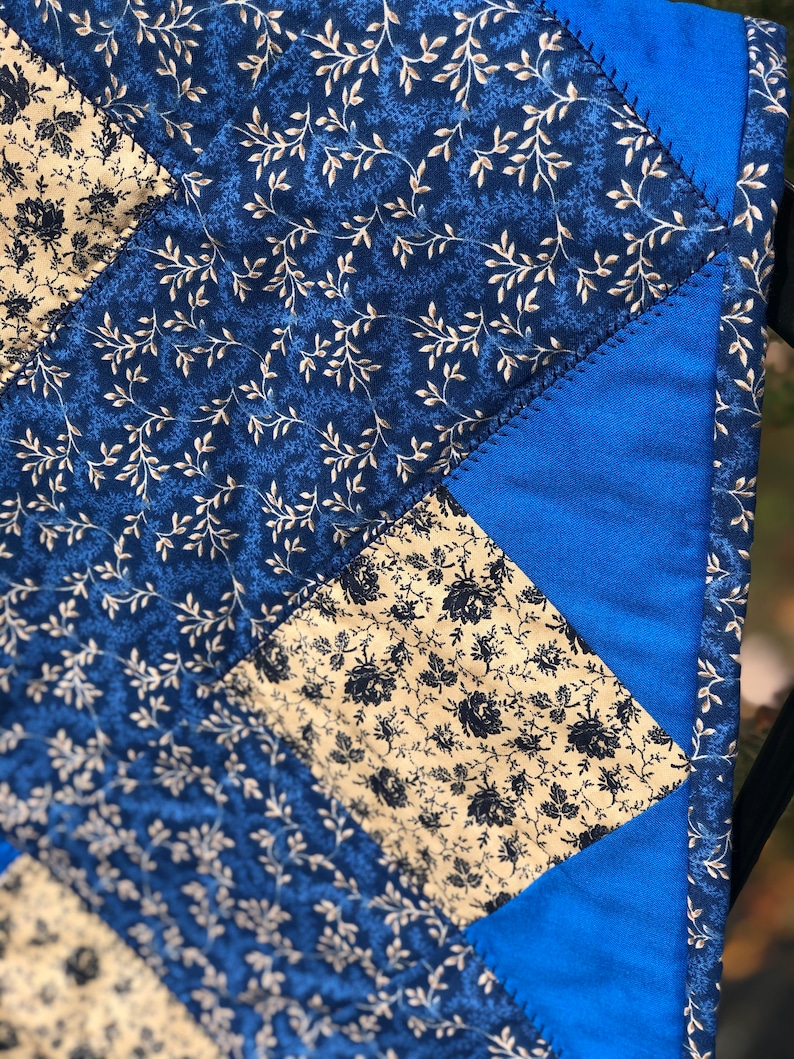 Table Runner Blue Zig Zag Quilted Table Runner QR35 Etsy