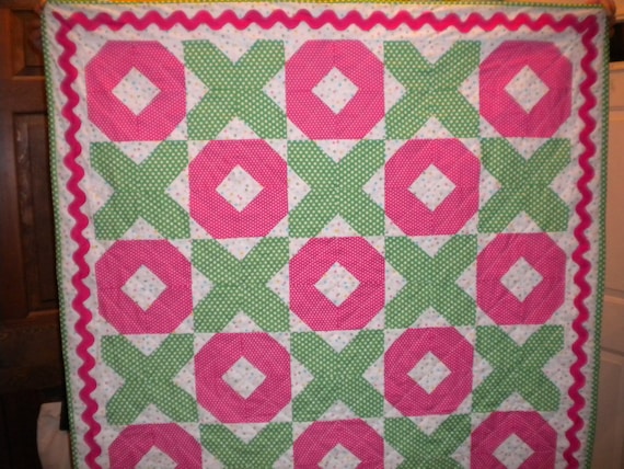 Baby Quilt - Baby Girl Hugs and Kisses Magenta & Green Quilt - #BQ-003