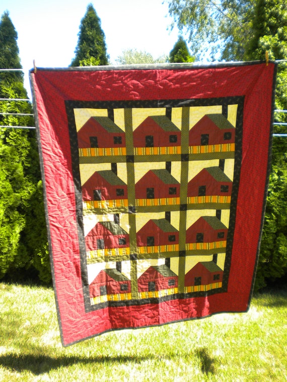 Quilt - Twelve Little Houses Quilt - #LQ-011