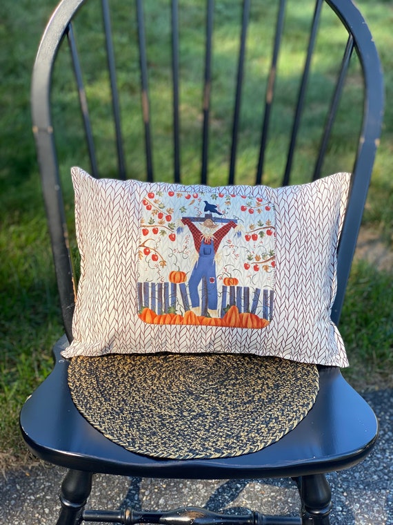 Pillow - Scarecrow in the Patch Quilted Pillow - #QP-158
