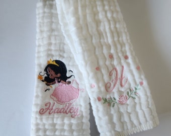 Fairy Princess Personalized Baby Burp Cloths, Embroidered, Baby Girl, Single or Set of 2. Hair color and skin color can be adjusted.