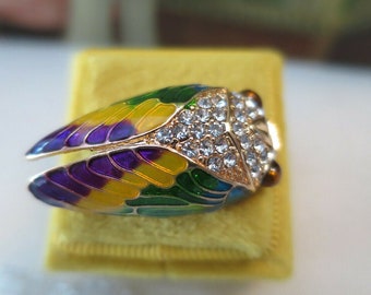 Gorgeous Vintage Art Deco design Cicada Brooch, gold tone Enamel & Rhinestone