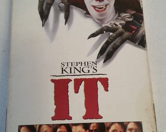 Stephen King's IT VHS (Warner Bros, 1990, 1994) Tim Curry, John Ritter Free Shipping