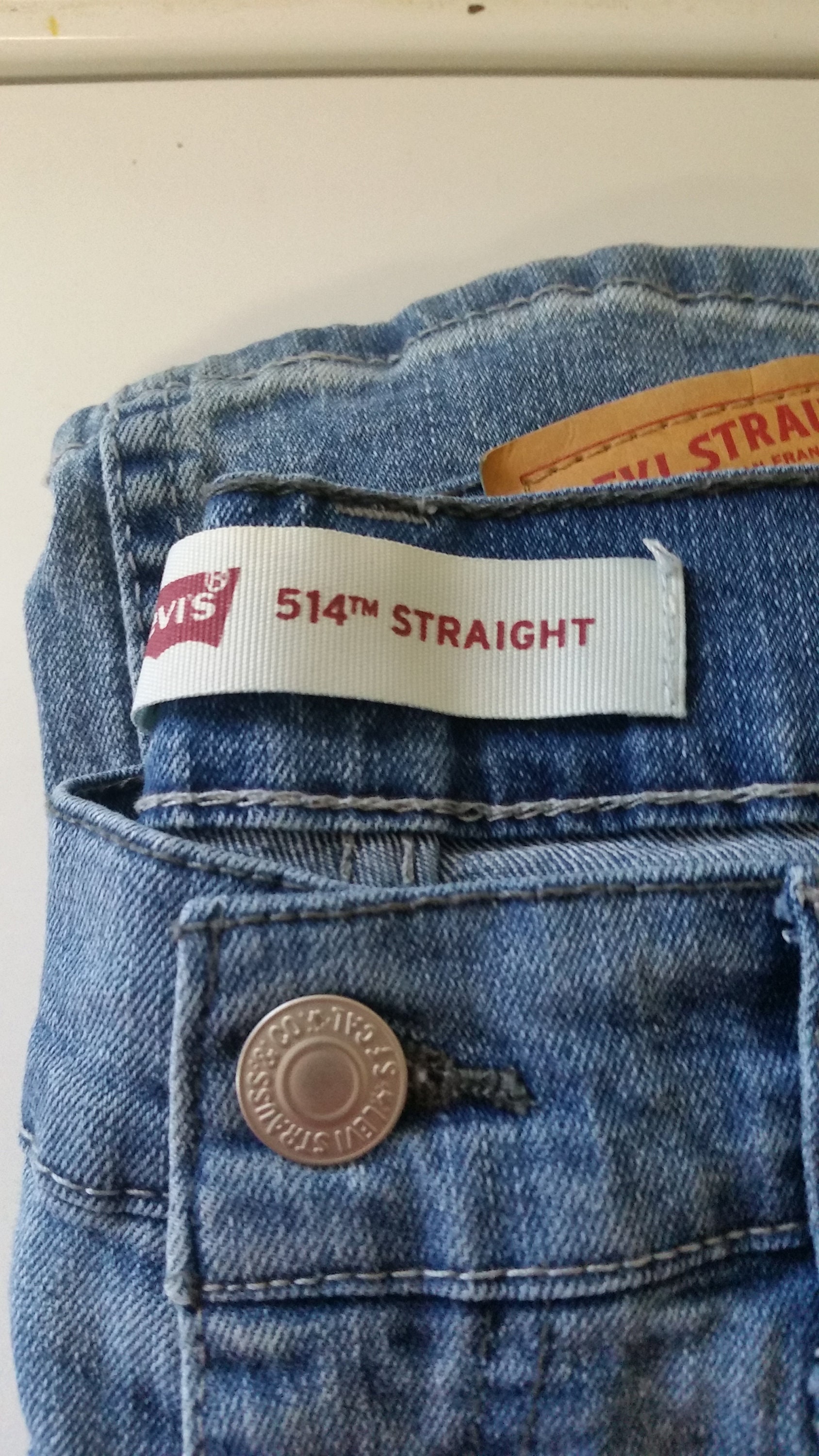 570 straight fit levi's femme hotsell