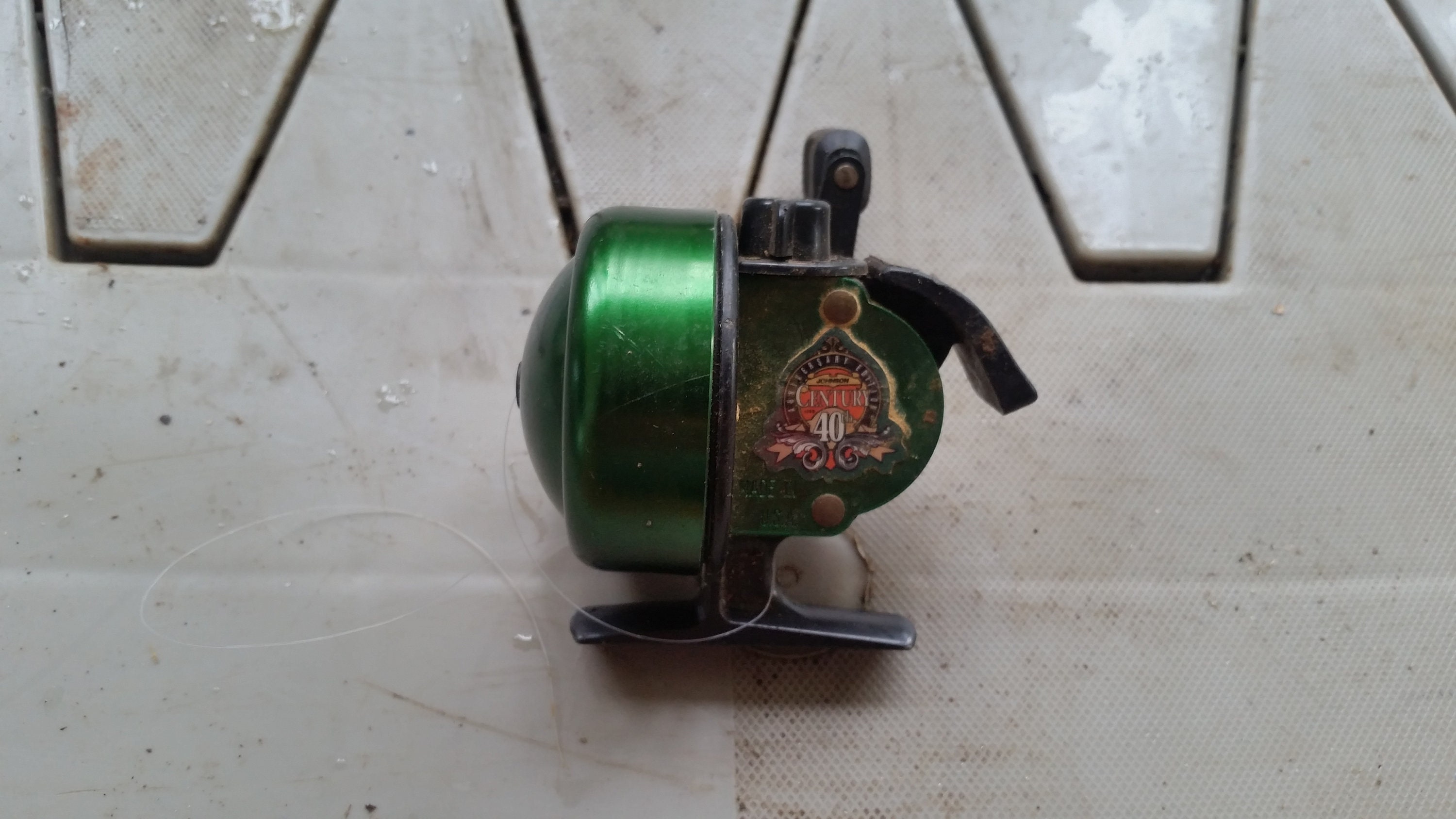 Johnson Century 40th Anniversary Edition Spincasting Reel Made in USA 