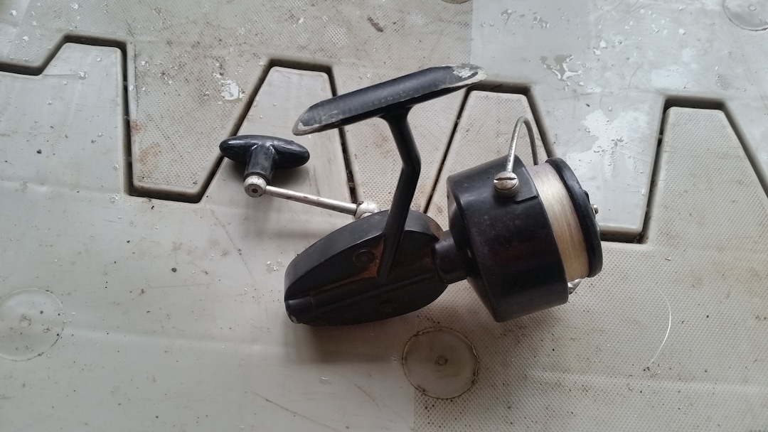 Moulinet De Pêche Vintage ABU GARCIA Mitchell 300 Neuf - Fabriqué En France Avec Bobine Supplémentaire