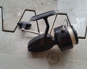daiwa apollocast 108s spincasting fishing reel fixing Vintage Daiwa Apollocast Spincasting Reels Made in Korea, Apollocast 108S &  110, 108 in Very Good Working Condition, 110 in Good Condition