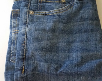 Levi’s Jeans 502 Women's Size 16 - Regular Taper - Blue Jeans - 28"W x 28"L