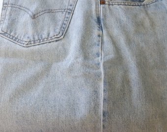 Vintage Levi's 560 Loose Fit Tapered Leg Jeans Men's Size 36W x 30L Made In USA