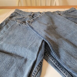 WRANGLER Blue Jeans Men's Size 38 x 29 Med Wash Classic Ex. Condition #007 image 8