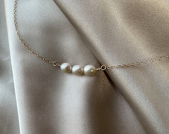 Dainty Pearl Necklace-White Freshwater Pearl Necklace-5mm Pearl Necklace-June Birthstone Necklace-Gold Pearl Necklace-Silver Pearl Necklace