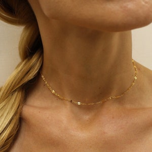 Promoção de Gargantilhas! Gargantilha com Corrente Brilhante e Dourado - Colar Gargantilha Delicado em Ouro - Colar Gargantilha com Brilho e Dourado - Gargantilha com Lantejoulas - Presente