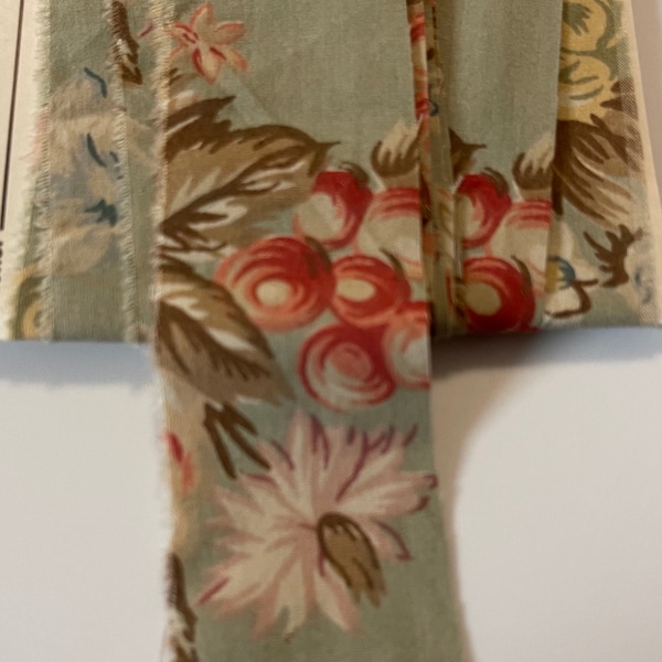 2 yards Sage green florals cotton quilt fabric ribbon hand frayed scrapbooking handmade junk journal trim