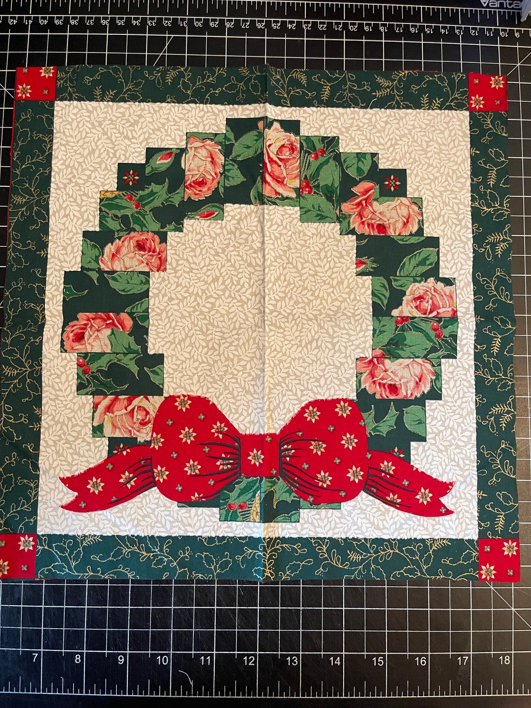 Vintage Christmas Rose Wreath With Bow Cotton Quilt Sewing Etsy
