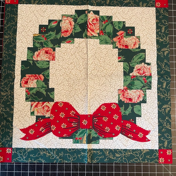 Vintage Christmas rose wreath with bow cotton quilt sewing  green Fabric panel diy