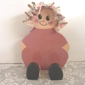 vintage shabby chic PRAIRIE bonnet girl sitting shelf granny wooden rustic doll Cottagecore kitschy