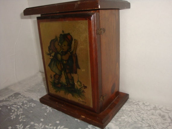 Vintage Hummel Print Oak Jewelry Box, Rustic Stor… - image 3
