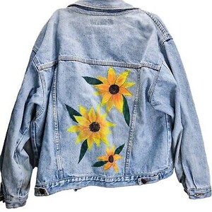 Vintage Hand Painted Denim Jacket Sz M Yellow Flowers Made in USA Unique Rare OOAK Boxy Made in the Shade Brand Jean Jacket Biker