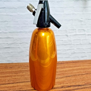 Vintage ISI Vienna Austria Anodised Gold Soda Siphon Seltzer 1L Bottle Bar Cart MCM Mid-century Barware Mad Men Fizzy Mixers
