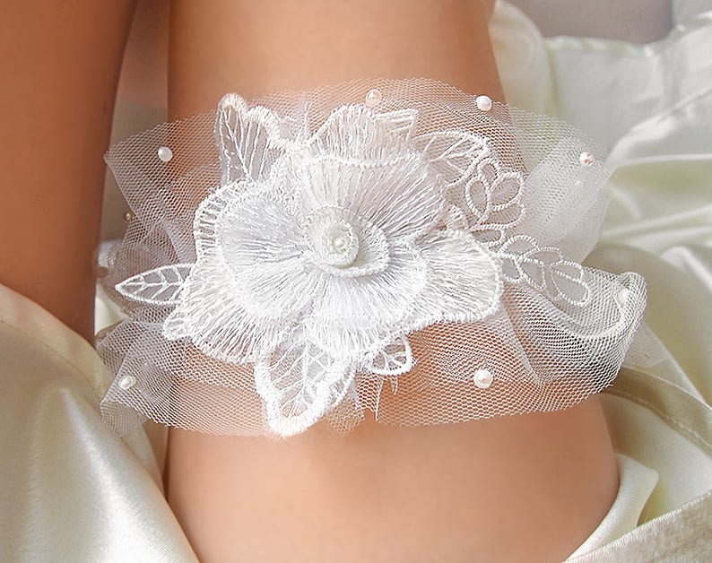 Ivory Garter Ivory Bridal Garter Tulle Wedding Garter for bride Ivory flower tulle garter flower garters Wedding garter set ivory garter set