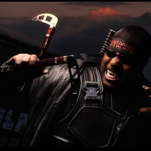 Warrior Vest, Blade 1