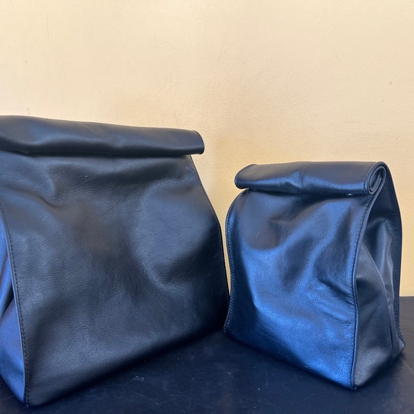 Leather lunch bag and optional insulated liner