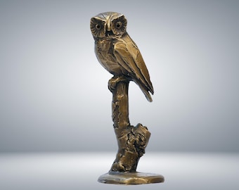 Handmade Bronze Owl Sculpture: Elegant Wildlife Art