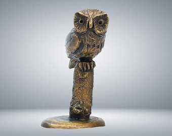 Bronze Owl Sculpture: Handcrafted Bird Ornament, UK Foundry