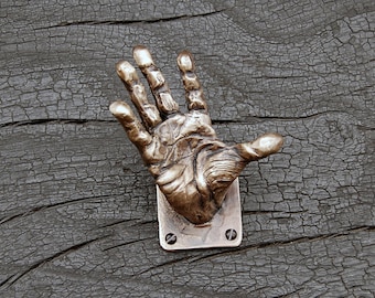 Perchero de bronce macizo: gancho de pared escultural (10-12 cm) n.º 3