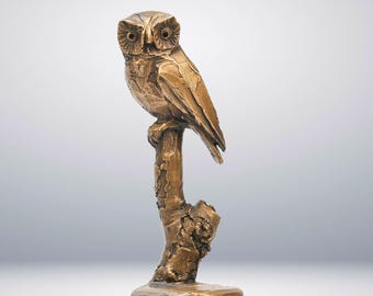 Handmade Bronze Owl Sculpture: Elegant Wildlife Art