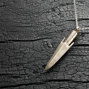 Bronze Ancient Chinese Arrowhead Pendant