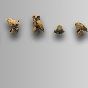 5 Bronze Birds on Branch Decorative Wall Hooks | Bird-Themed Wall Decor | Functional Art for Home | Ornamental Bird Perch Wall Mount Hangers
