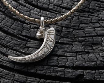 ペンダント　爪 シルバーのハクトウワシの爪ペンダント - Etsy 日本