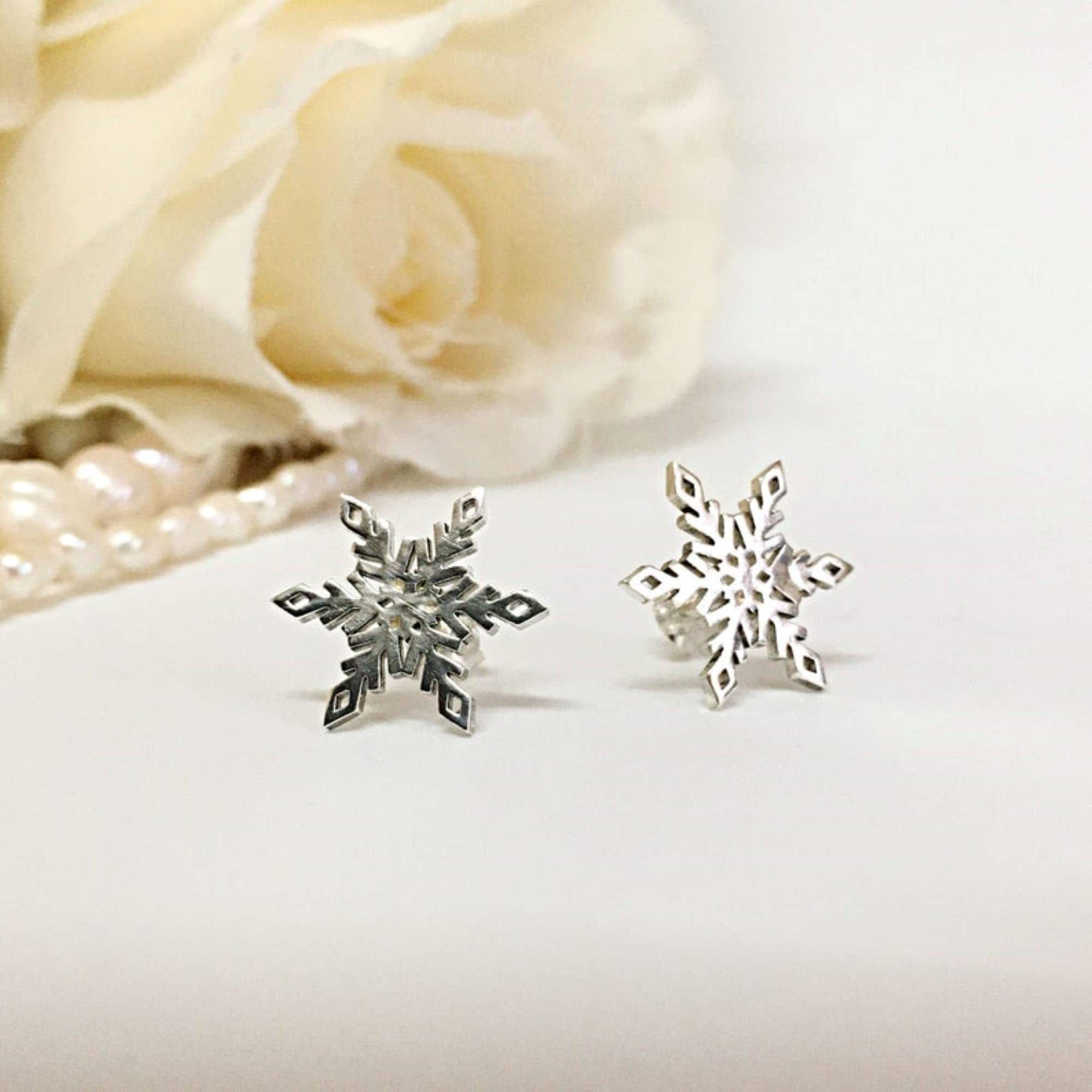 Snowflake Earrings Stud, Silver Earrings Stud, Gifts For Her, Stud Earrings Silver, Ear Stud Silver Jewelry, Winter Jewelry, Winter Earrings