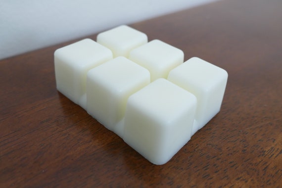 White Christmas - Scented Wax Cube Melts