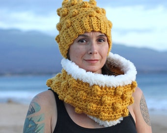 Big Bobbles Beanie & Cowl Crochet Pattern