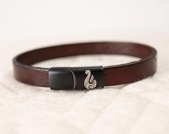 Men’s Māori Hei Matau Fish Hook Bracelet with Personalised Hidden Message