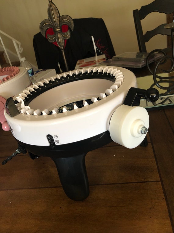 Sentro And Loops And Threads Brand From Michaels Knitting Machine Power Adapter Sentro And Loops And Threads Brand From Michaels Knitting Machine Power Adapter