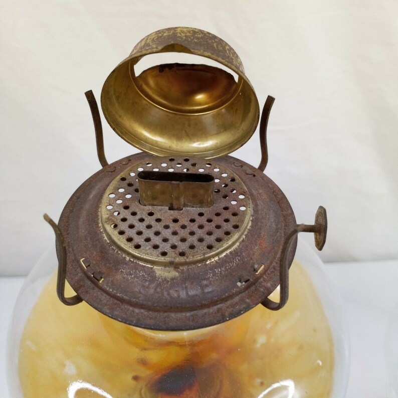 Vintage Kerosene Oil Table Lamp Eagle Burner Molded Pressed Etsy